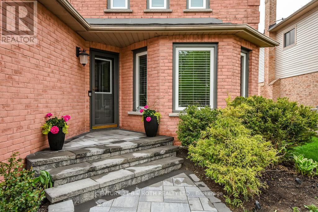 27 Brandon Crescent, Orillia, Ontario  L3V 7P6 - Photo 4 - S13173344