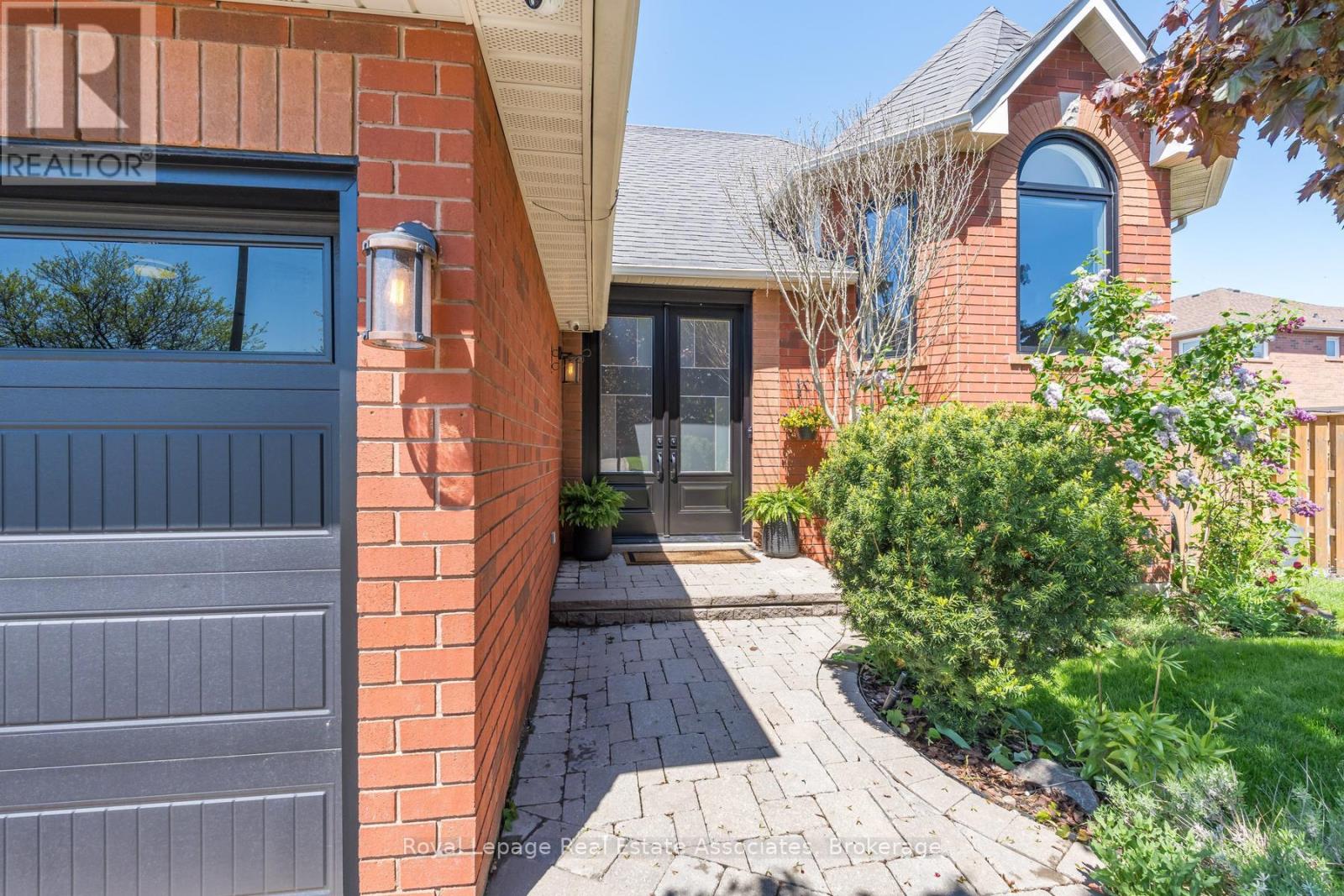 15263 Argyll Road, Halton Hills, Ontario  L7G 5N8 - Photo 3 - W13173194