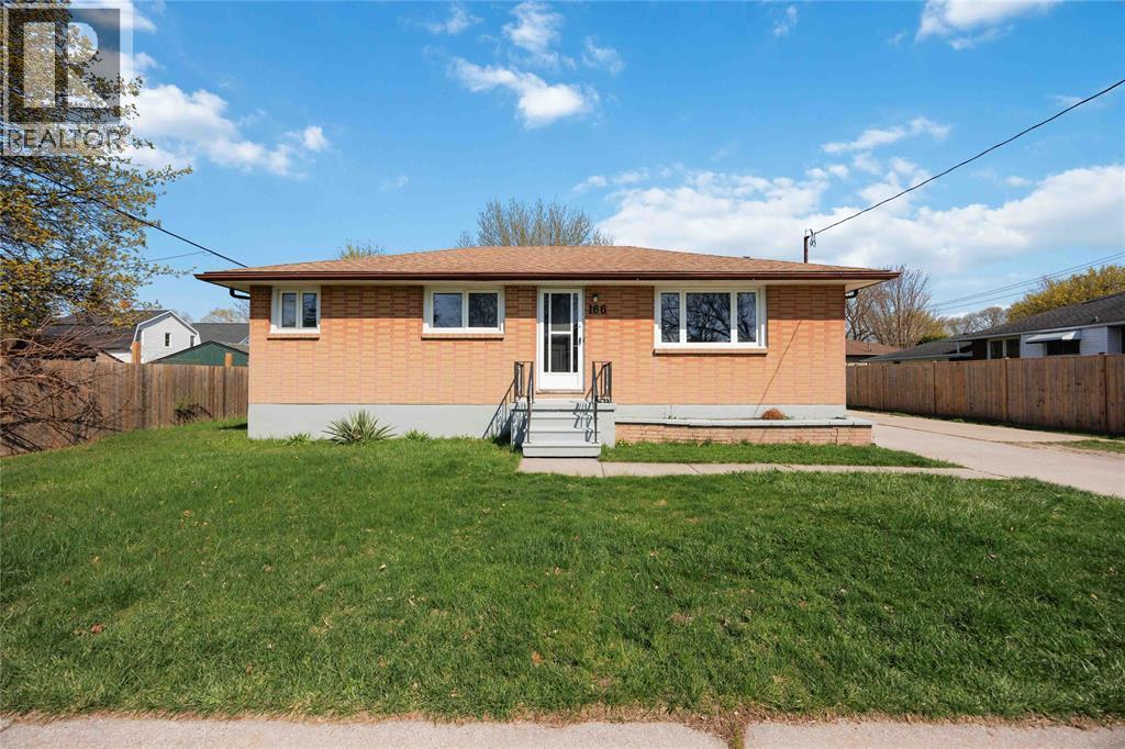 166 East STREET South Sarnia Ontario Canada N7T3R5 2