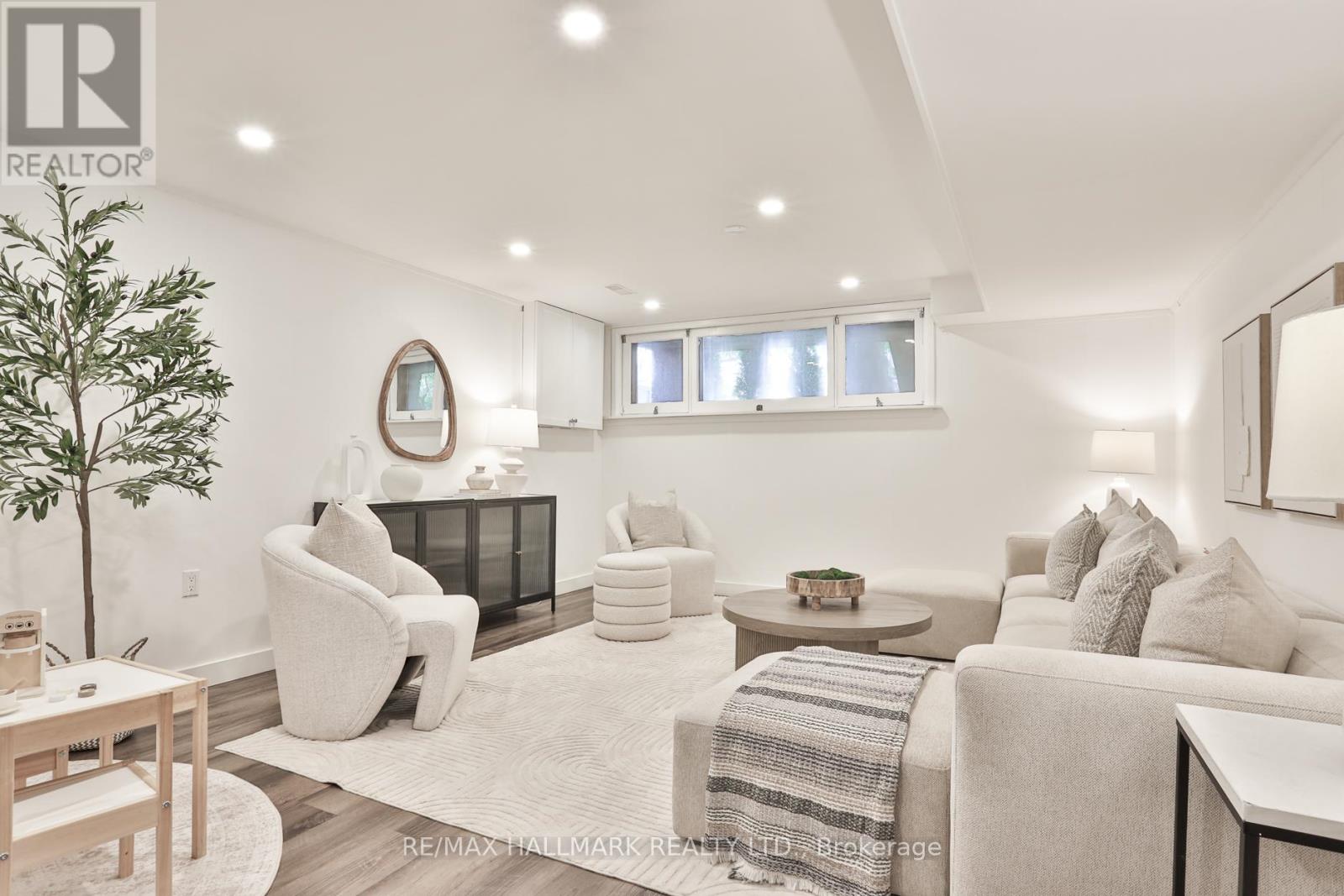 144 Boon Avenue, Toronto, Ontario  M6E 3Z5 - Photo 40 - W13173374