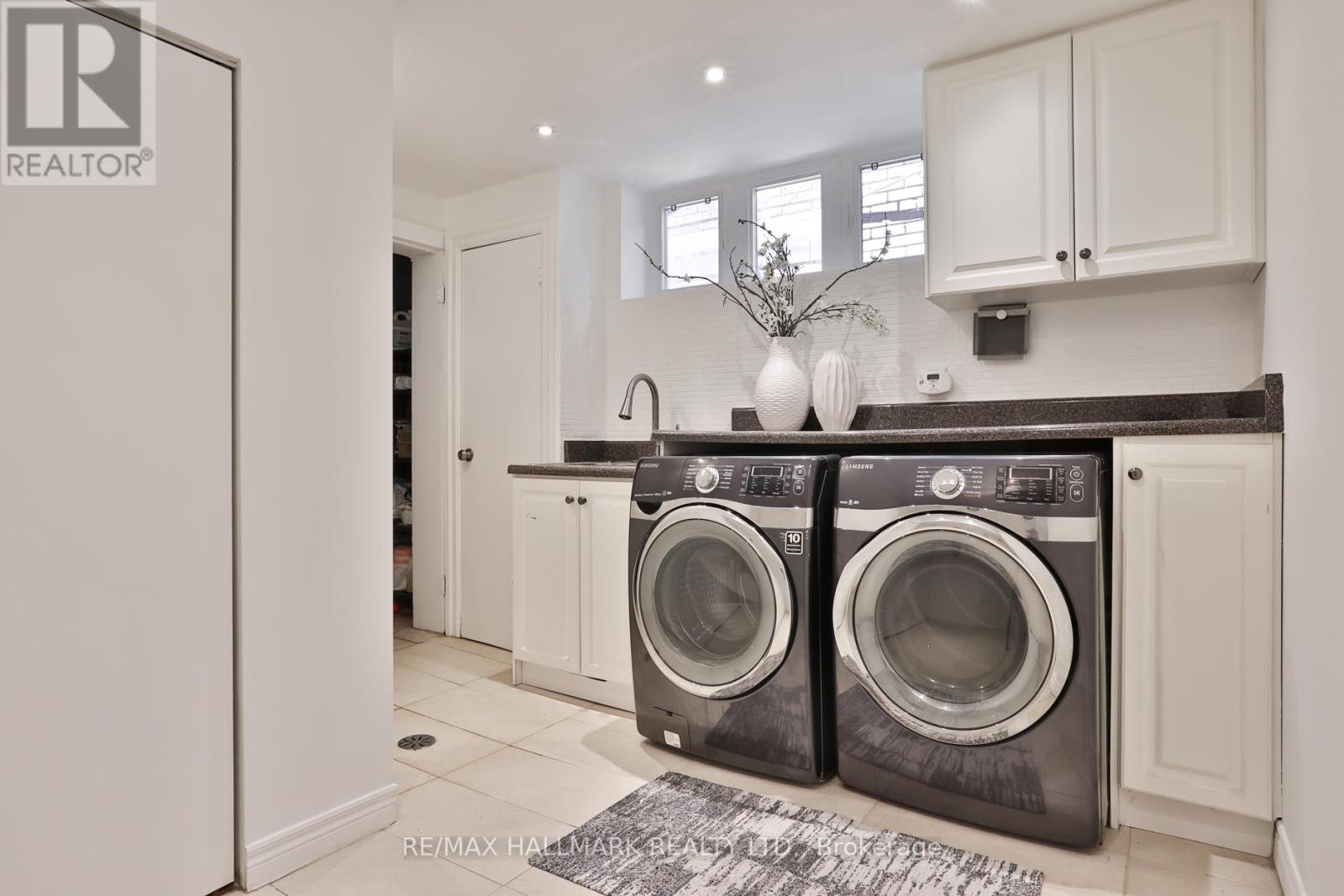 144 Boon Avenue, Toronto, Ontario  M6E 3Z5 - Photo 46 - W13173374