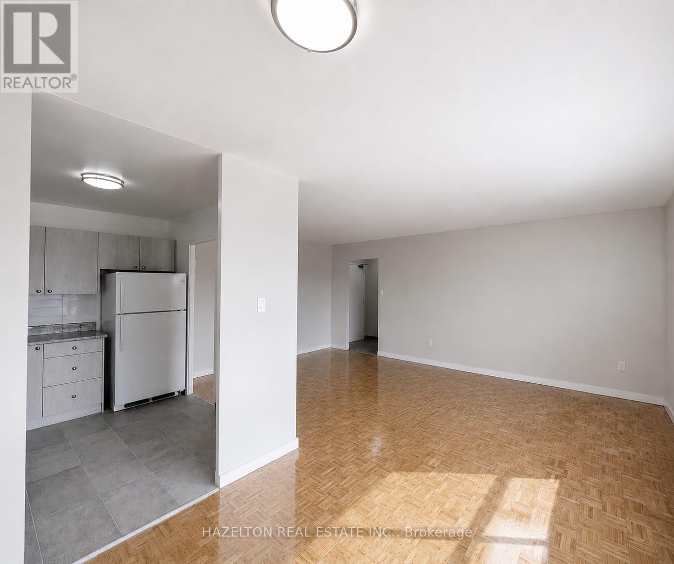 315 - 1901 Martin Grove Road, Toronto, Ontario  M9V 3T1 - Photo 2 - W13173378