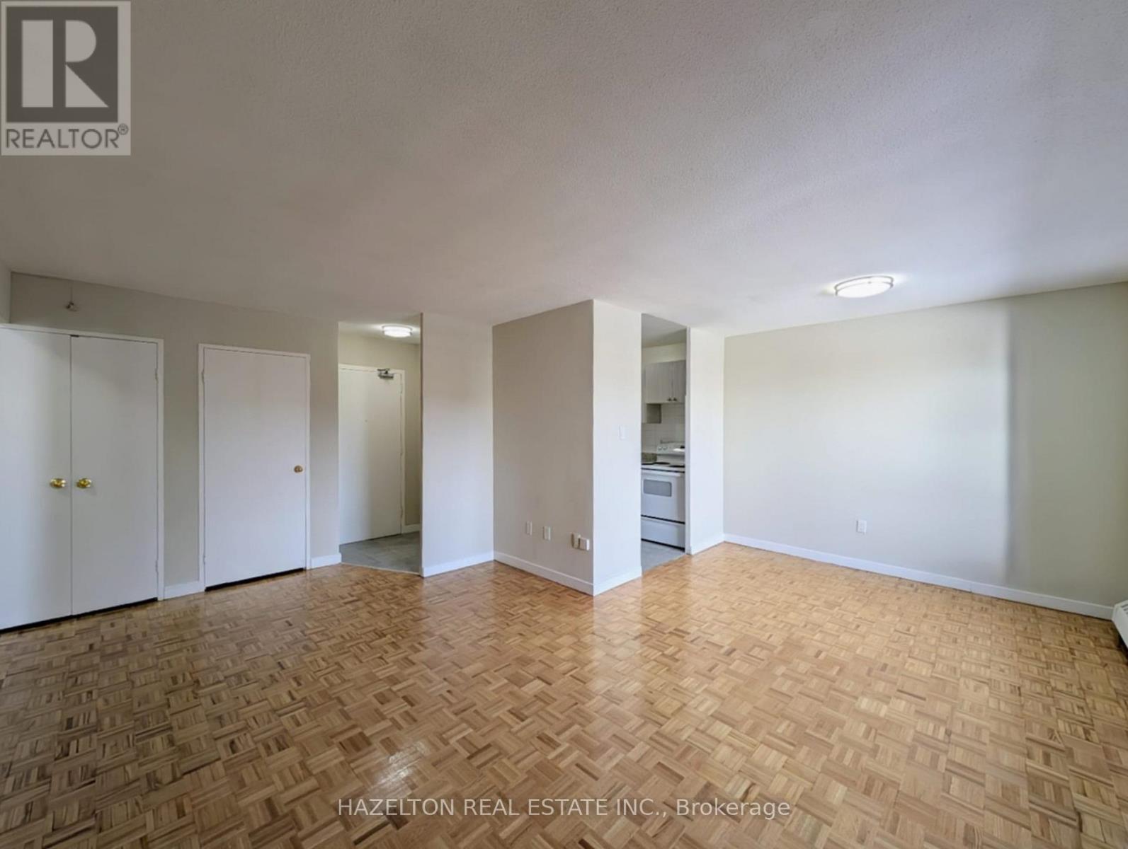 521 - 1901 Martin Grove Road, Toronto, Ontario  M9V 3T1 - Photo 2 - W13173380