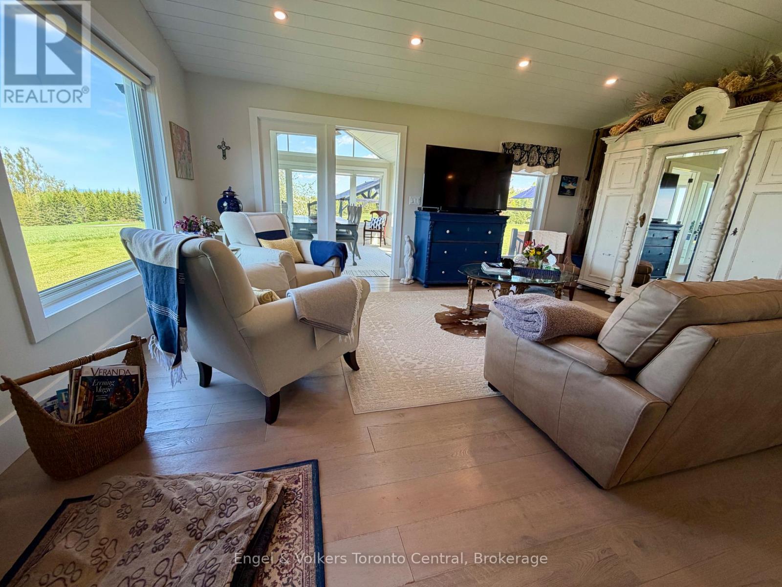 9263 91 County Road, Clearview, Ontario  L0M 1H0 - Photo 12 - S12745154