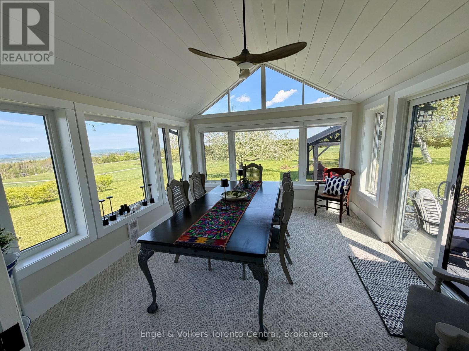 9263 91 County Road, Clearview, Ontario  L0M 1H0 - Photo 14 - S12745154