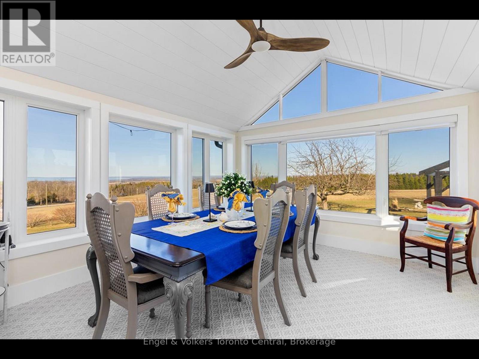 9263 91 County Road, Clearview, Ontario  L0M 1H0 - Photo 13 - S12745154