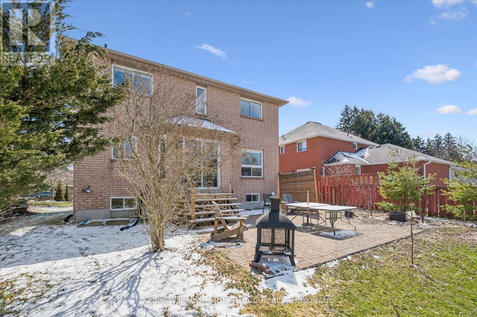 304 Daniel Crescent, Centre Wellington, Ontario  N0B 1S0 - Photo 41 - X12975996
