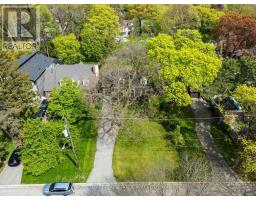 28 HOLLOWAY ROAD, Toronto, Ontario