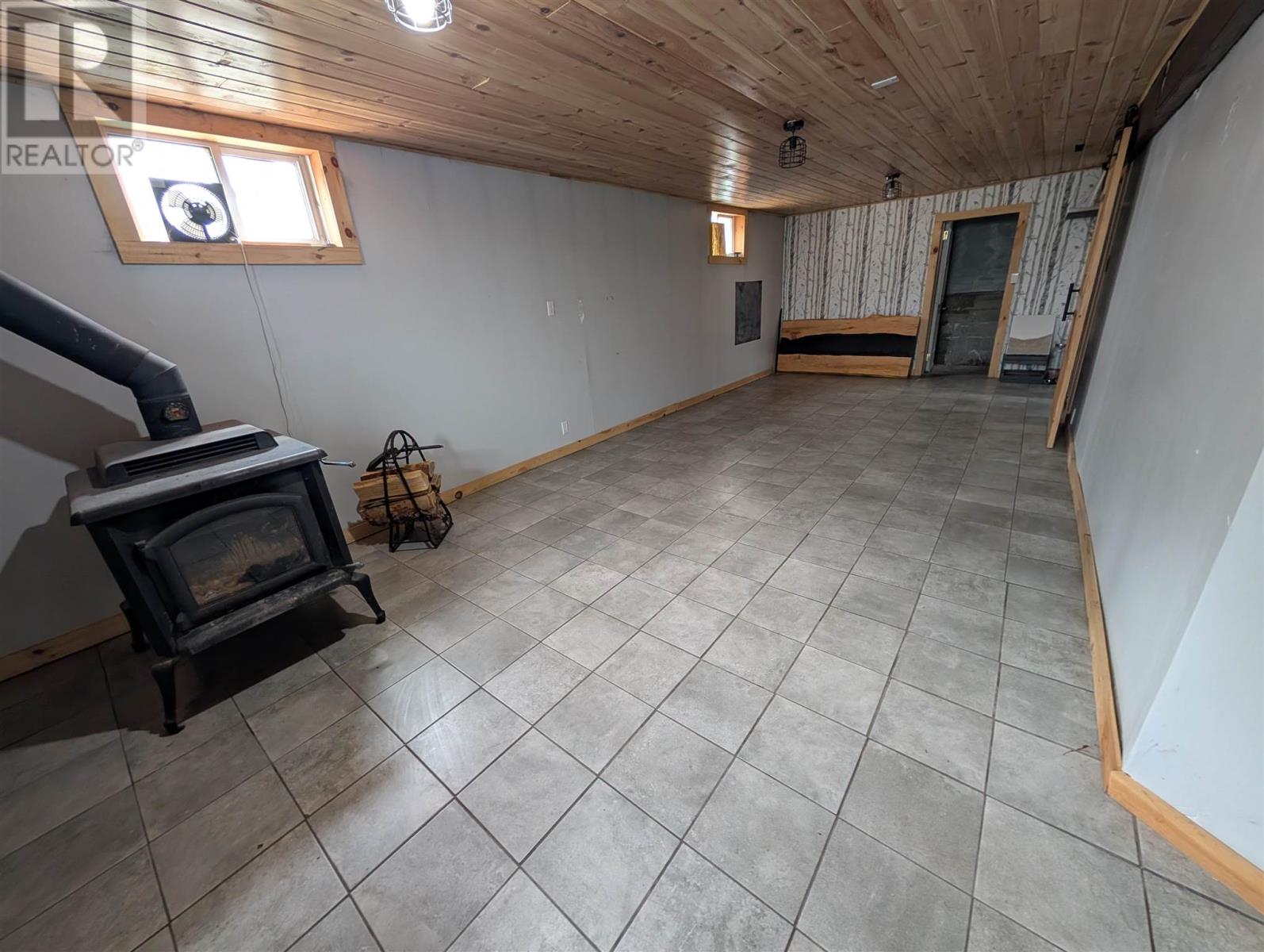 2 Government Lane Rd, Wawa, Ontario P0S 1K0 - Photo 24 - SM261058