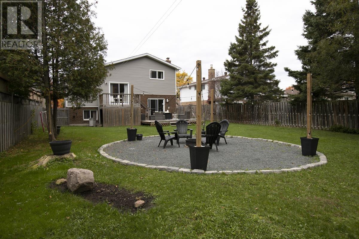 55 Country Club Pl, Sault Ste. Marie, Ontario P6A 5Z8 - Photo 11 - SM261172