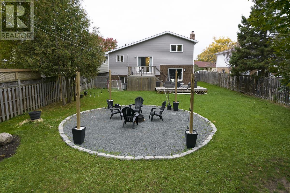 55 Country Club Pl, Sault Ste. Marie, Ontario P6A 5Z8 - Photo 5 - SM261172