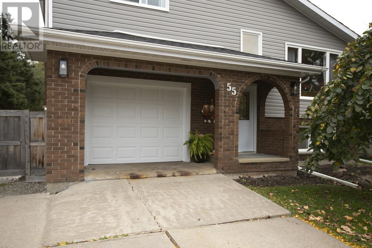 55 Country Club Pl, Sault Ste. Marie, Ontario P6A 5Z8 - Photo 8 - SM261172