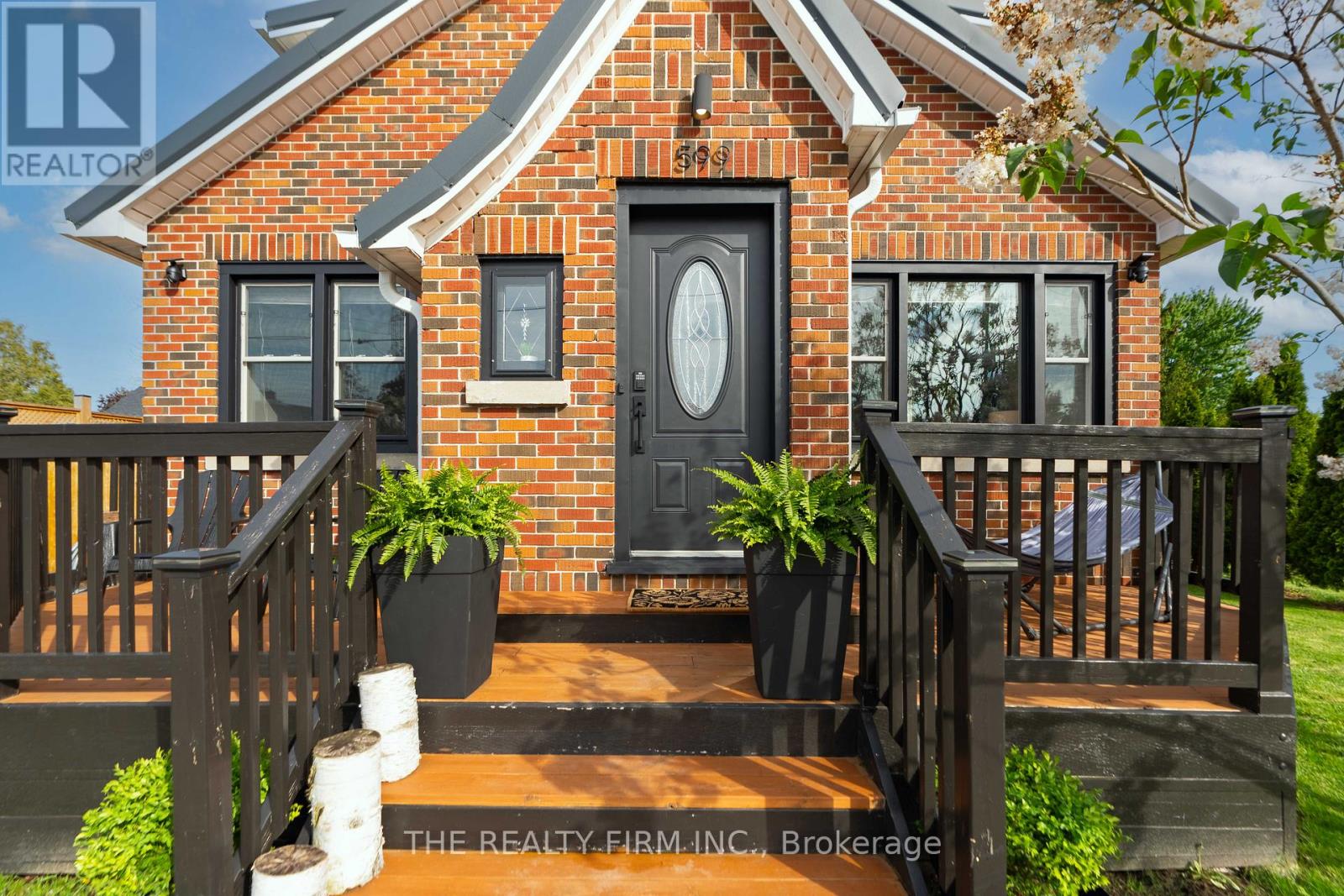 599 John Street, Strathroy-Caradoc, Ontario  N0L 1T0 - Photo 4 - X13173454