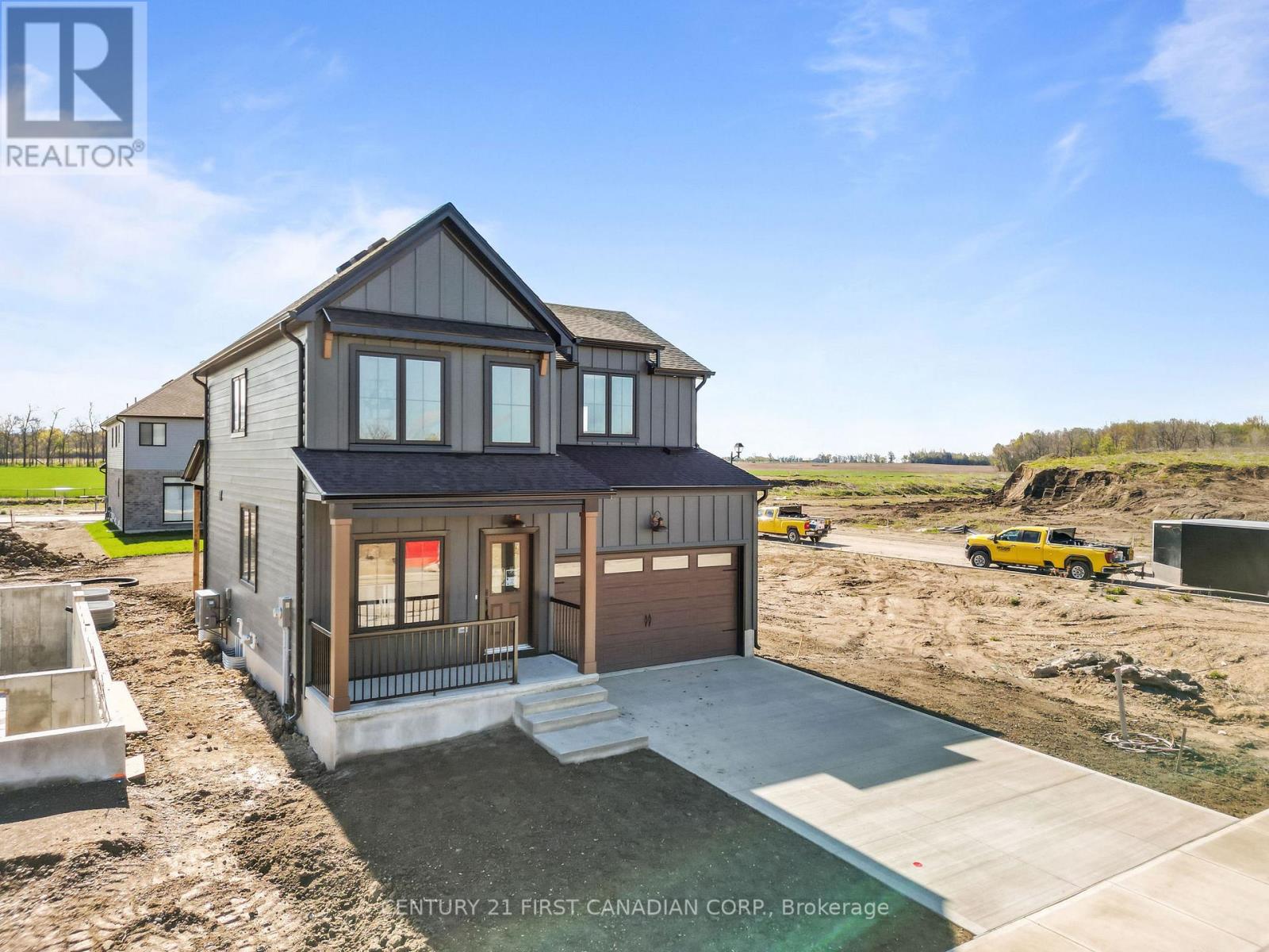30 Sheldabren Street, North Middlesex, Ontario  N0M 1A0 - Photo 2 - X13173548