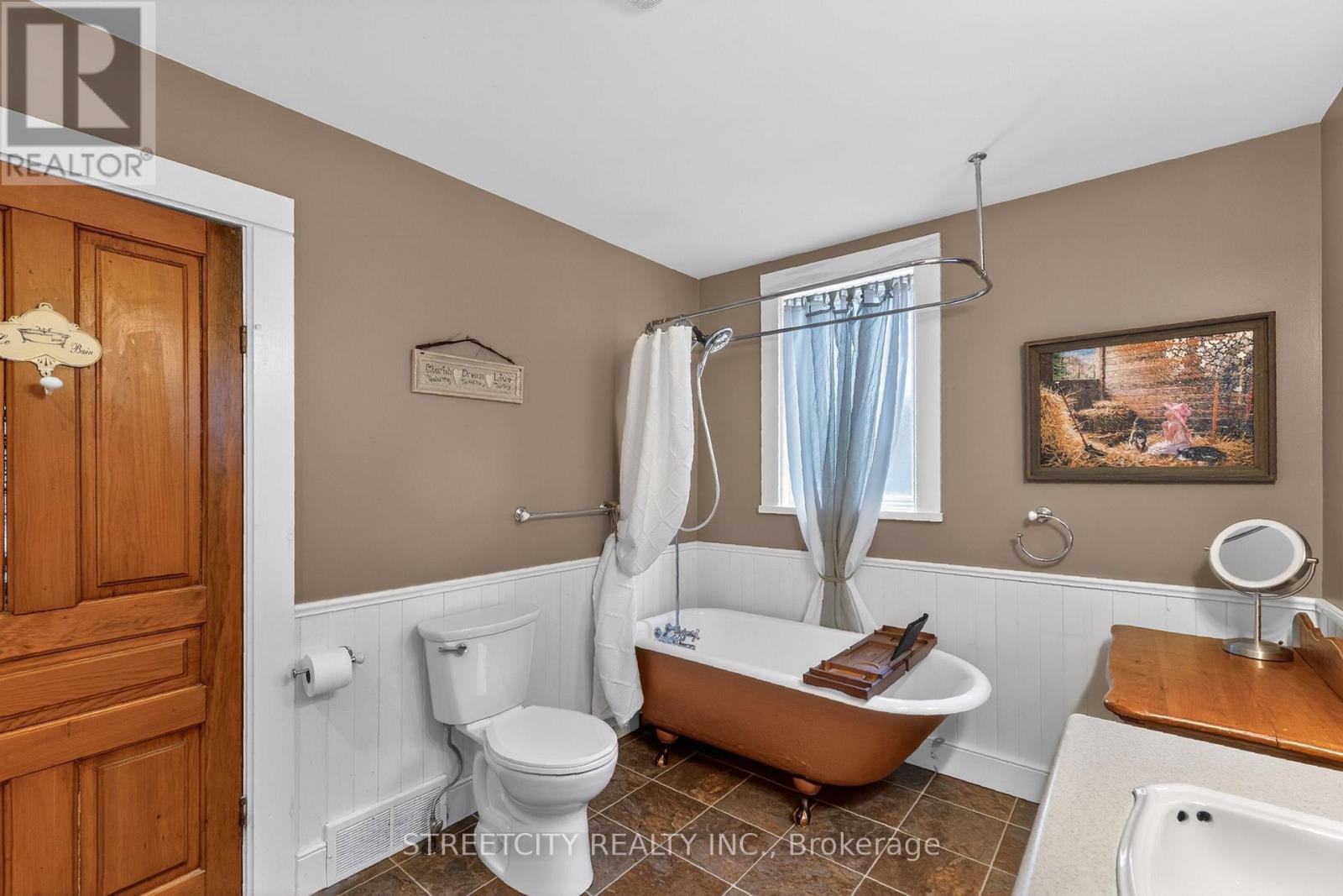 24 Centre Street, St. Thomas, Ontario  N5R 2Z2 - Photo 16 - X13173600