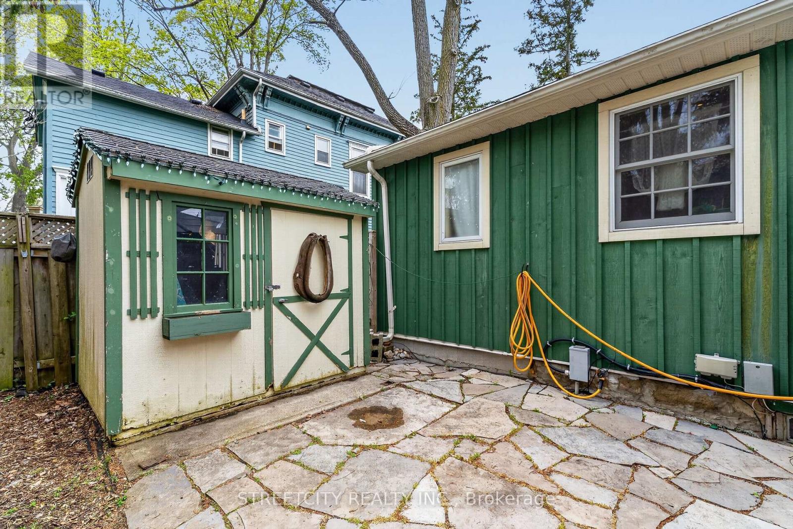 24 Centre Street, St. Thomas, Ontario  N5R 2Z2 - Photo 30 - X13173600