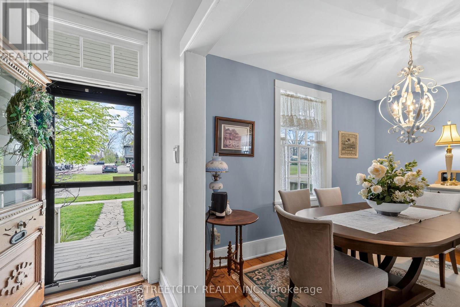24 Centre Street, St. Thomas, Ontario  N5R 2Z2 - Photo 6 - X13173600