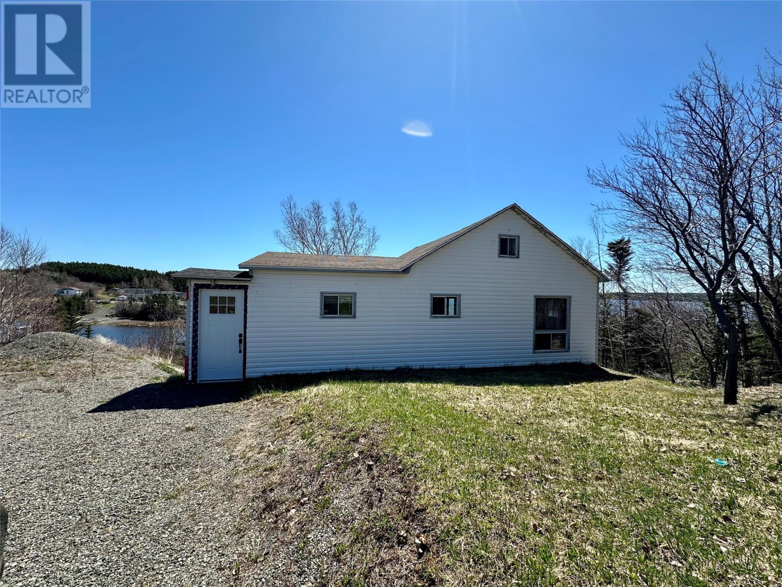27 Village Cove Road W, Summerford, Newfoundland & Labrador