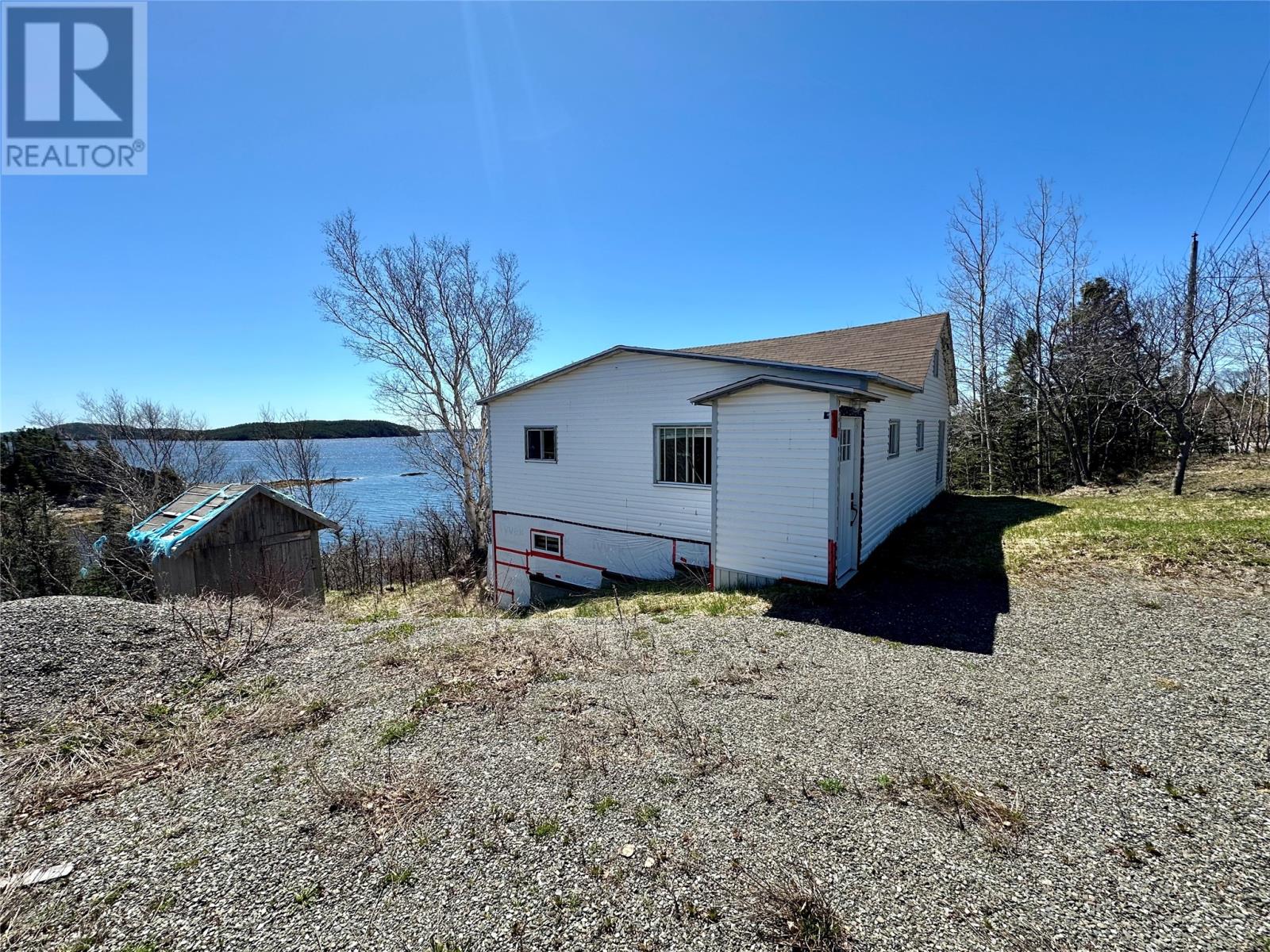 27 Village Cove Road W, Summerford, Newfoundland & Labrador A0G 4E0 - Photo 2 - 1298044