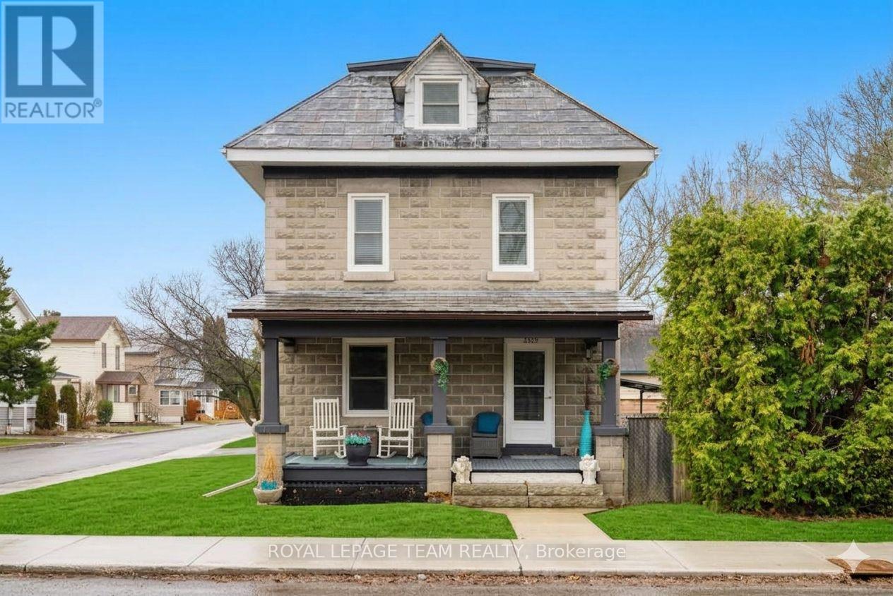 5529 Lion Street, Ottawa, Ontario  K0A 2W0 - Photo 2 - X13173510