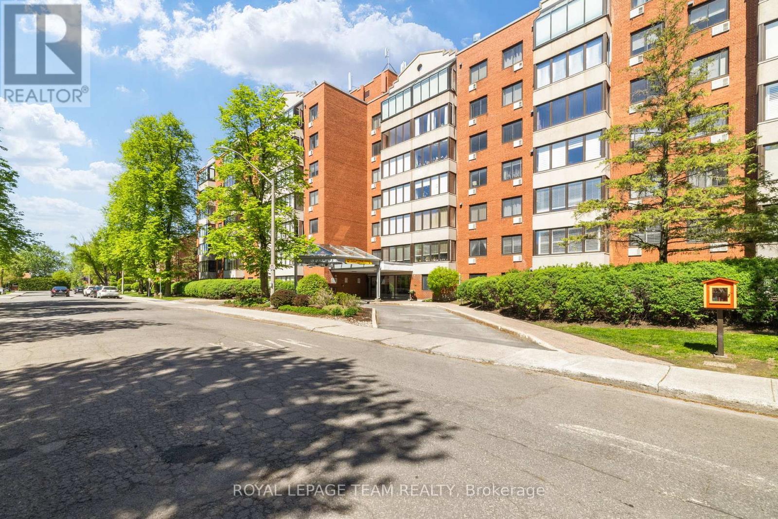 301 - 225 ALVIN ROAD, Ottawa, Ontario