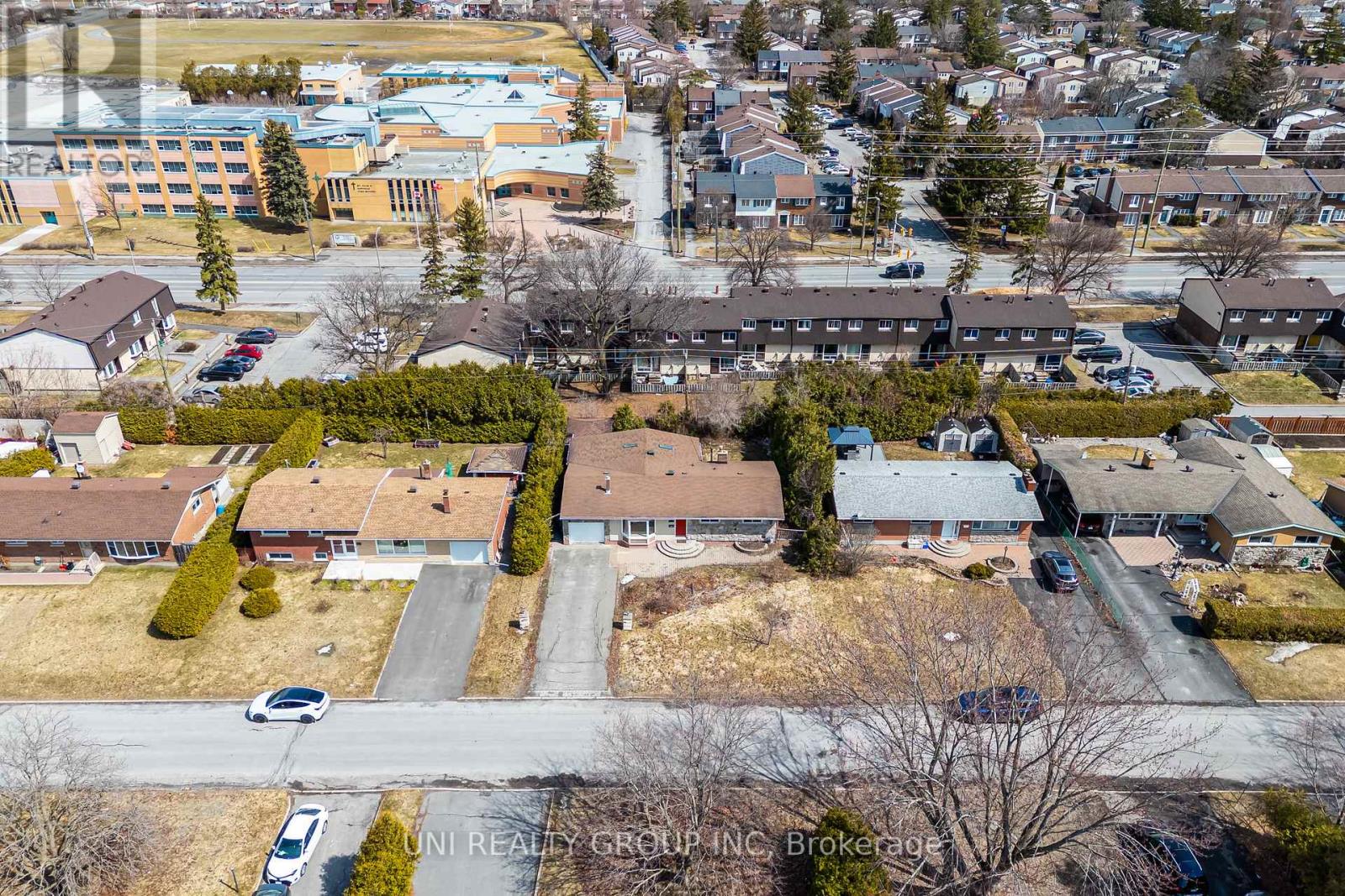 17 Forest Park Avenue, Ottawa, Ontario  K2E 5A2 - Photo 38 - X13173596