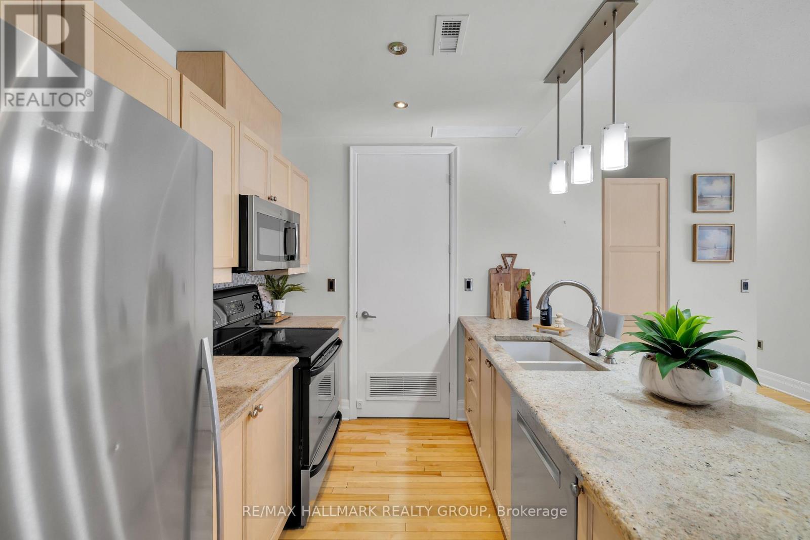 203 - 260 Besserer Street, Ottawa, Ontario K1N 1J3 - Photo 18 - X13090526