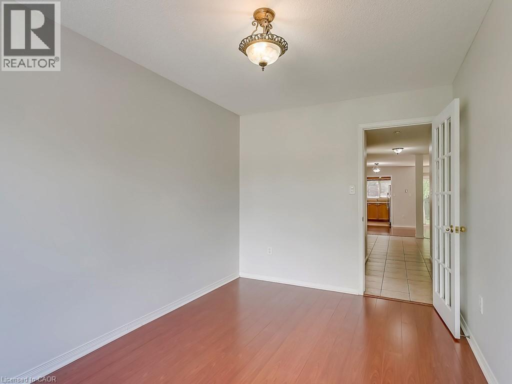 1310 Blanshard Drive, Burlington, Ontario  L7M 4S3 - Photo 13 - 40833426