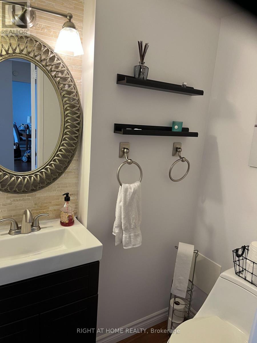 1102 - 45 Southport Street, Toronto, Ontario  M6S 3N5 - Photo 15 - W13152852