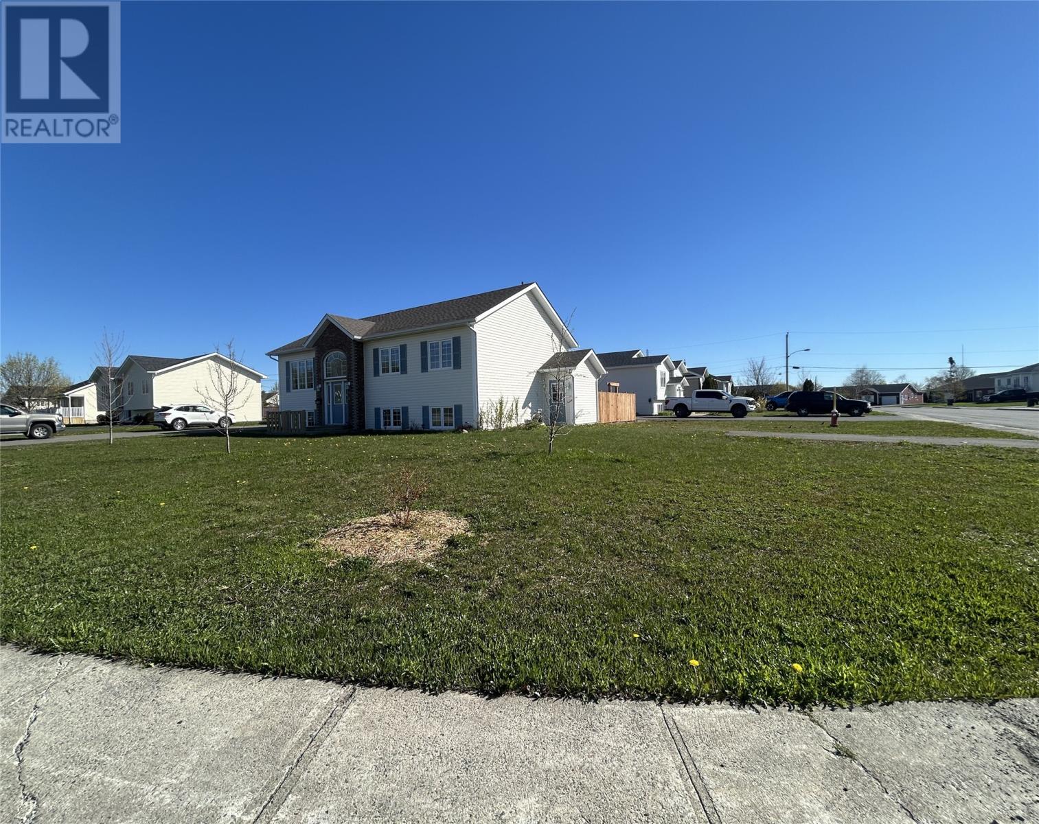 14 Andrews Crescent, Grand Falls-Windsor, Newfoundland & Labrador  A2A 2Y6 - Photo 4 - 1297982