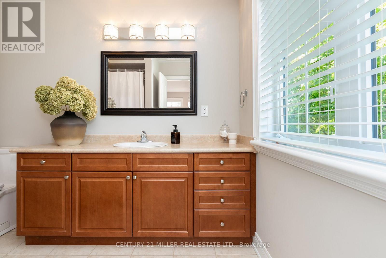 3122 Saddleworth Crescent, Oakville, Ontario  L6M 0A8 - Photo 28 - W13169774