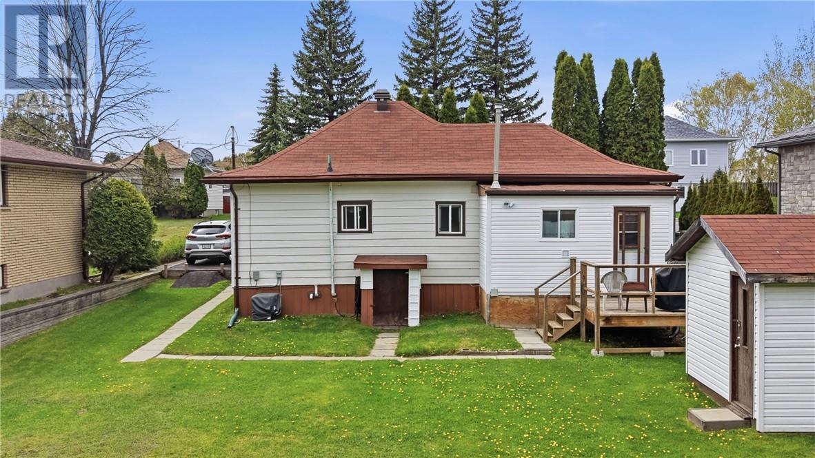 33 Third Avenue, Coniston, Ontario  P0M 1M0 - Photo 9 - 2128055