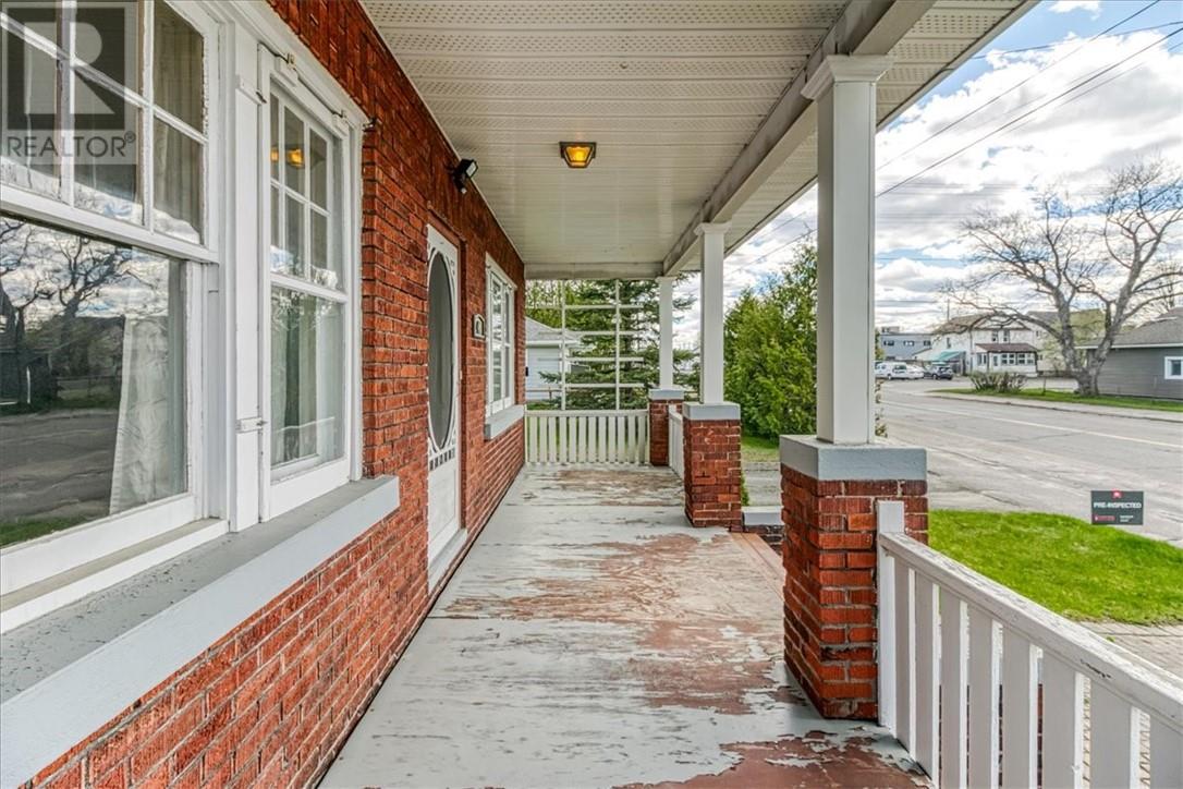 46 Dennie Street, Capreol, Ontario  P0M 1H0 - Photo 4 - 2128040