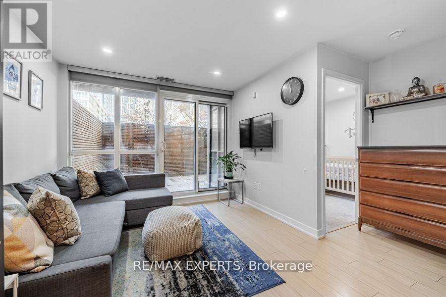 226 - 10 Capreol Court, Toronto, Ontario  M5V 4B3 - Photo 13 - C13173458