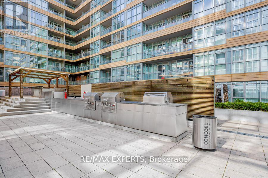 226 - 10 Capreol Court, Toronto, Ontario  M5V 4B3 - Photo 24 - C13173458