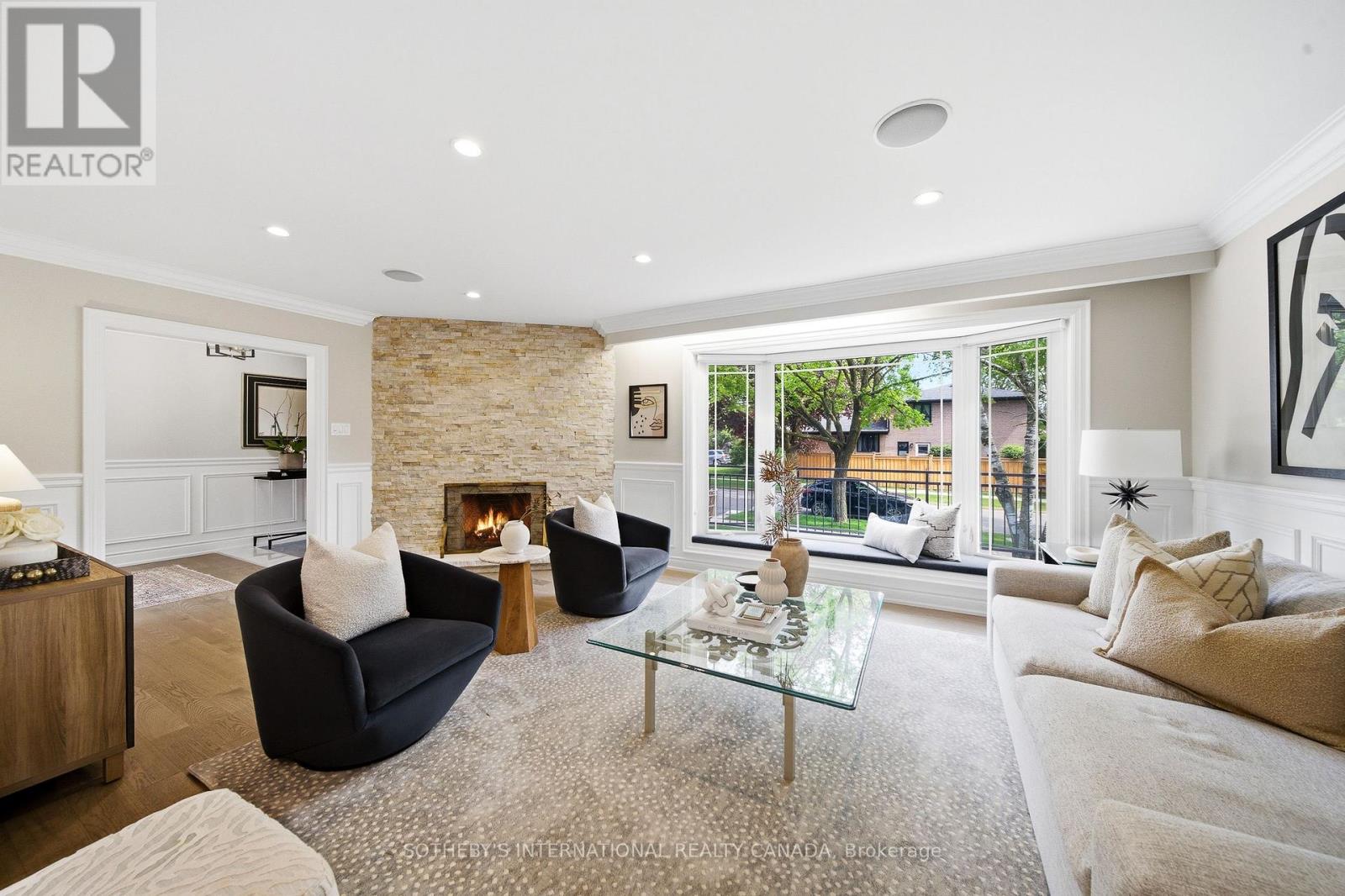 122 Cassandra Boulevard, Toronto, Ontario  M3A 1S9 - Photo 10 - C13173464
