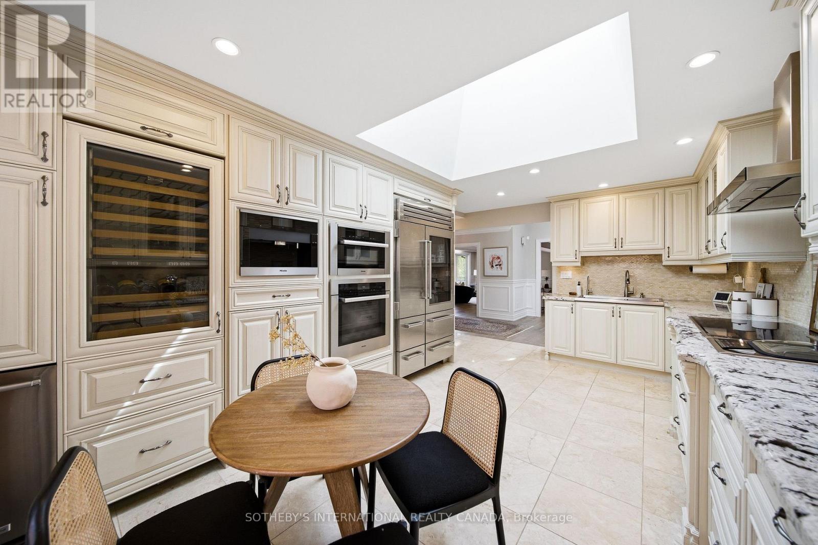 122 Cassandra Boulevard, Toronto, Ontario  M3A 1S9 - Photo 16 - C13173464