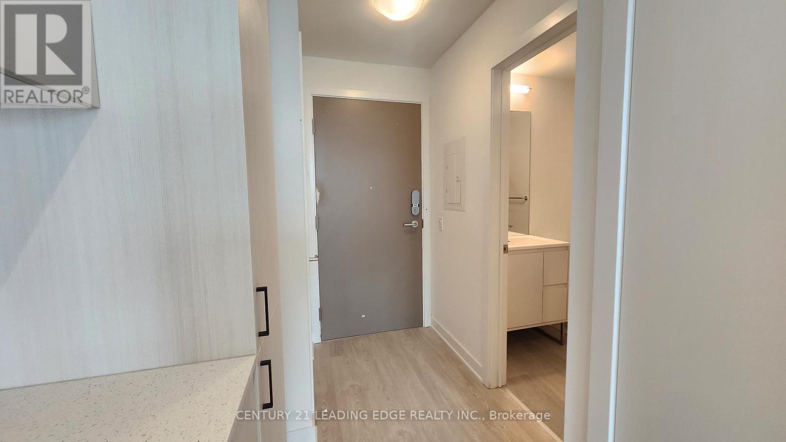 2808 - 5 Quarrington Lane, Toronto, Ontario  M3C 1H7 - Photo 2 - C13173470