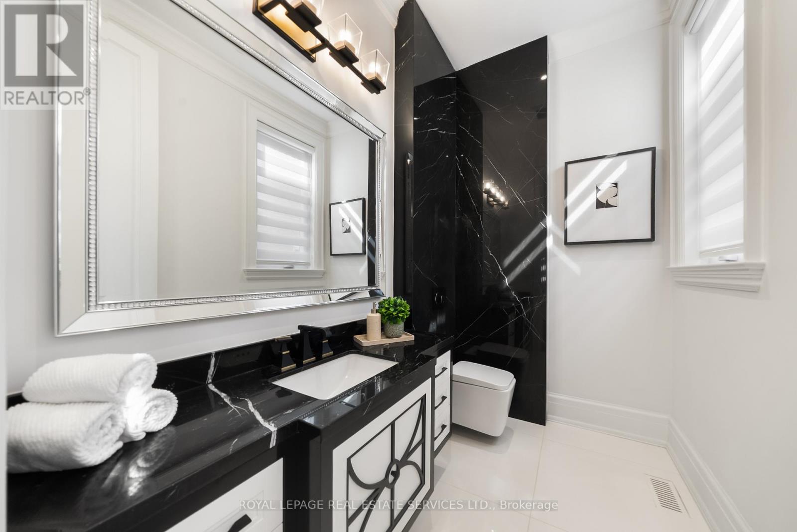 148 Munro Boulevard, Toronto, Ontario  M2P 1C8 - Photo 25 - C13173498