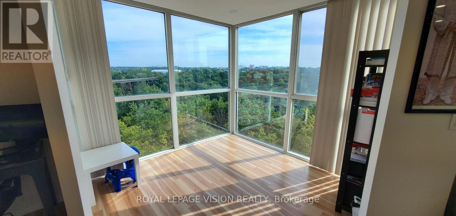 501 - 7 Concorde Place, Toronto, Ontario  M3C 3N4 - Photo 21 - C13173538