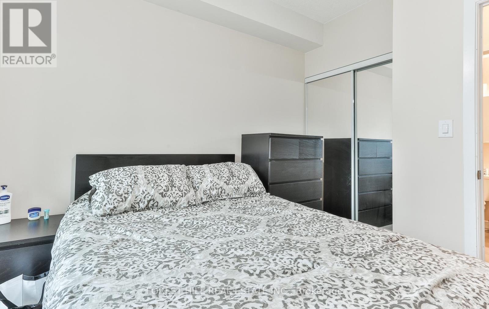 2102 - 33 Bay Street, Toronto, Ontario  M5J 2Z3 - Photo 11 - C13173566