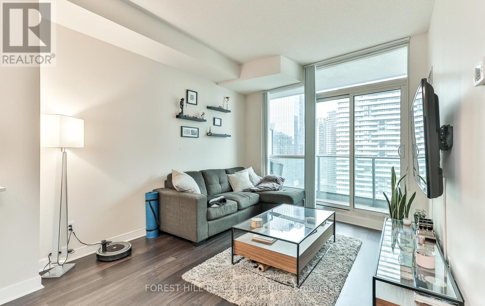 2102 - 33 Bay Street, Toronto, Ontario  M5J 2Z3 - Photo 2 - C13173566