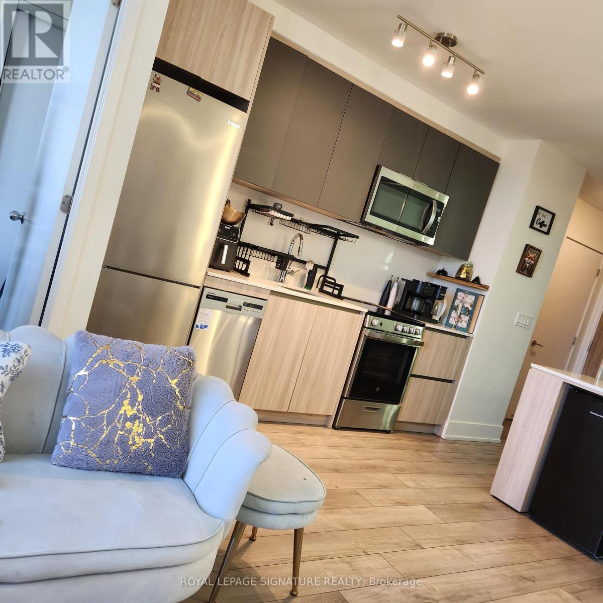 910 - 3100 Keele Street W, Toronto, Ontario  M3M 0E1 - Photo 9 - W13171950