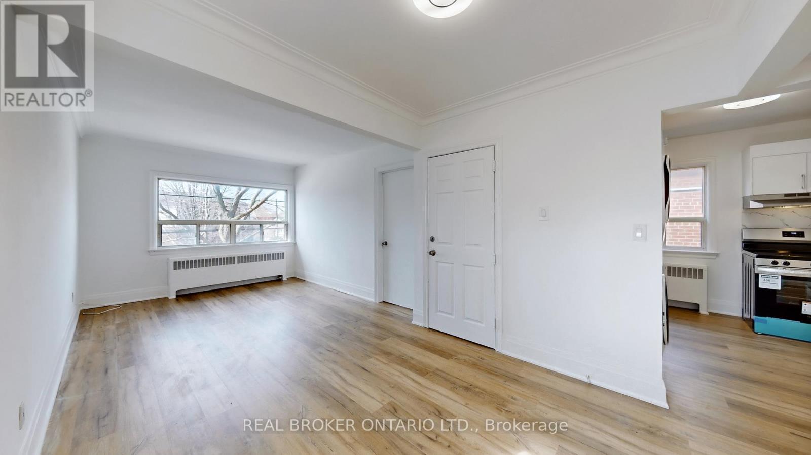 451 Donlands Avenue, Toronto, Ontario  M4J 3S4 - Photo 18 - E13173446