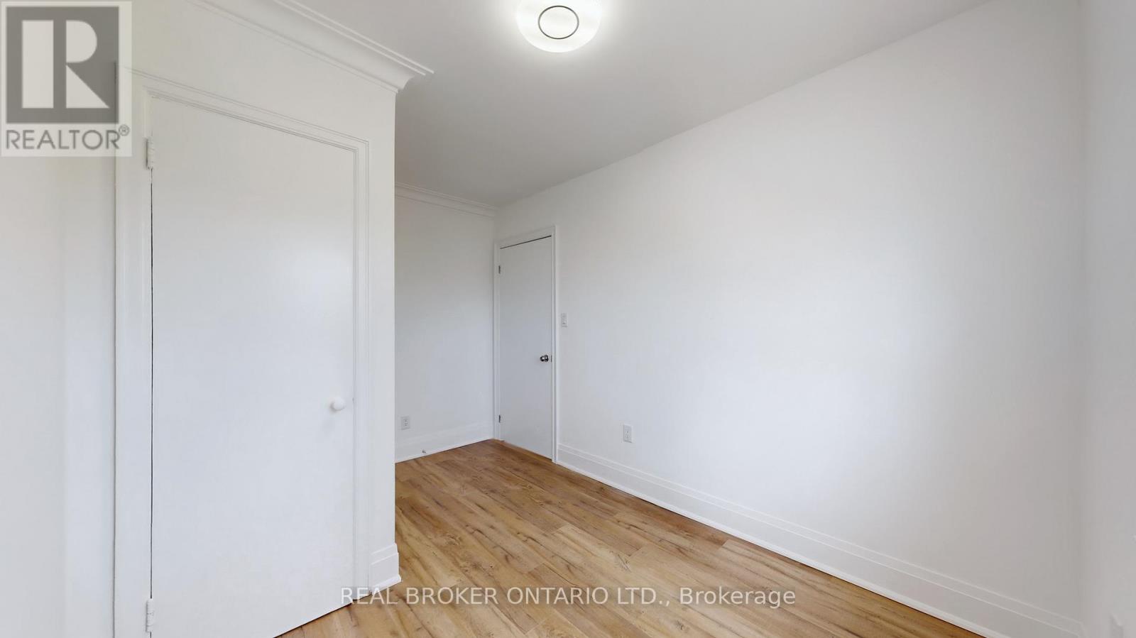 451 Donlands Avenue, Toronto, Ontario  M4J 3S4 - Photo 22 - E13173446
