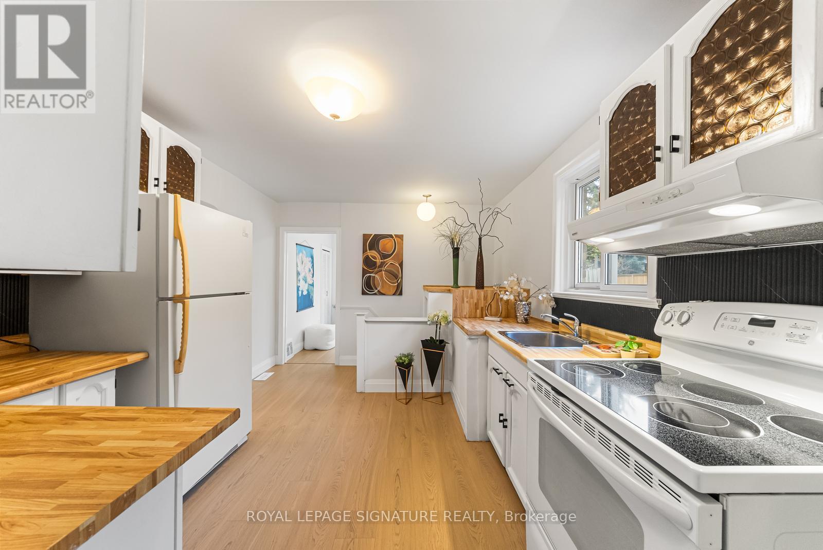 55 Boem Avenue, Toronto, Ontario  M1R 3T4 - Photo 10 - E13173482