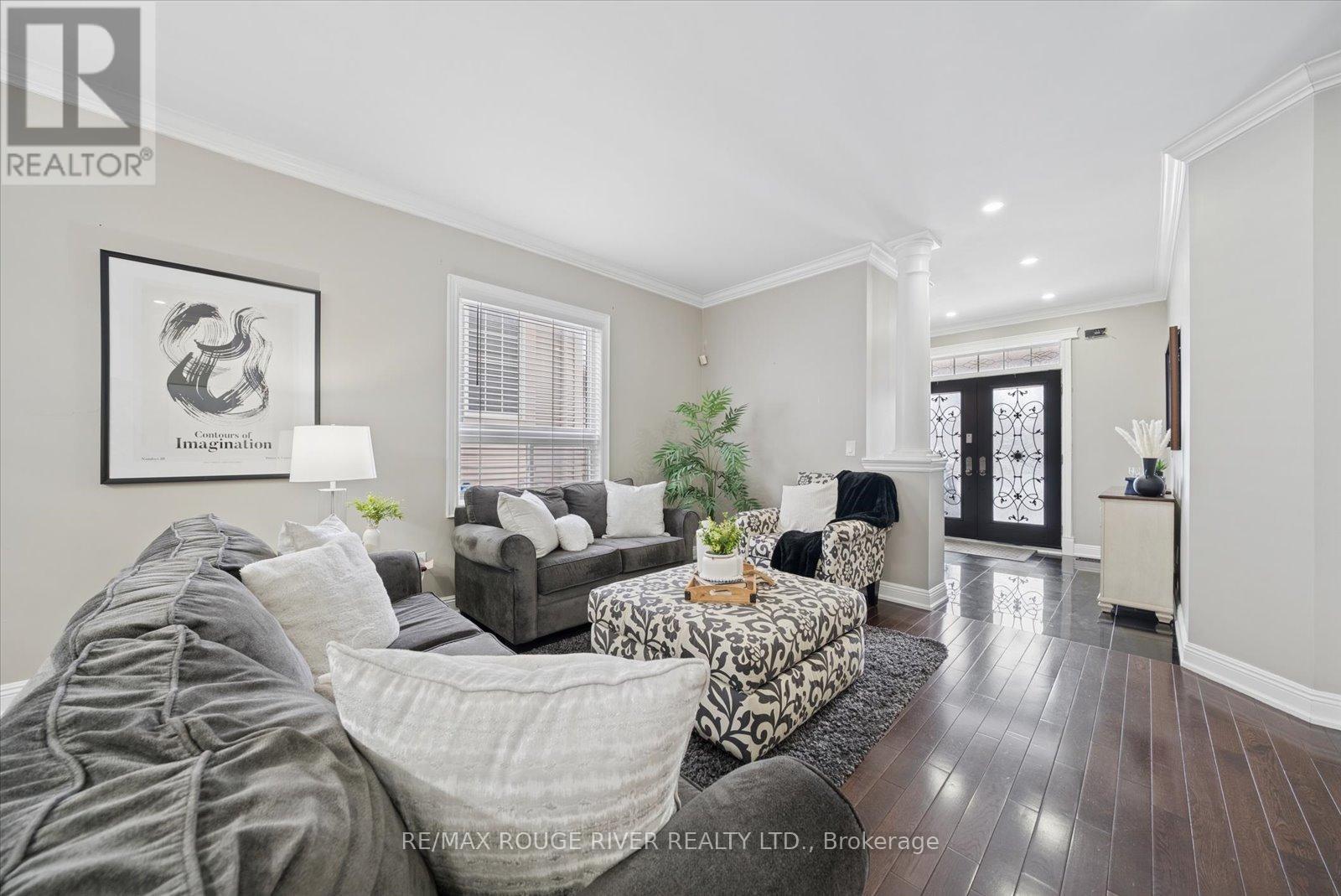 58 Bons Avenue, Clarington, Ontario  L1C 0B5 - Photo 4 - E13173576