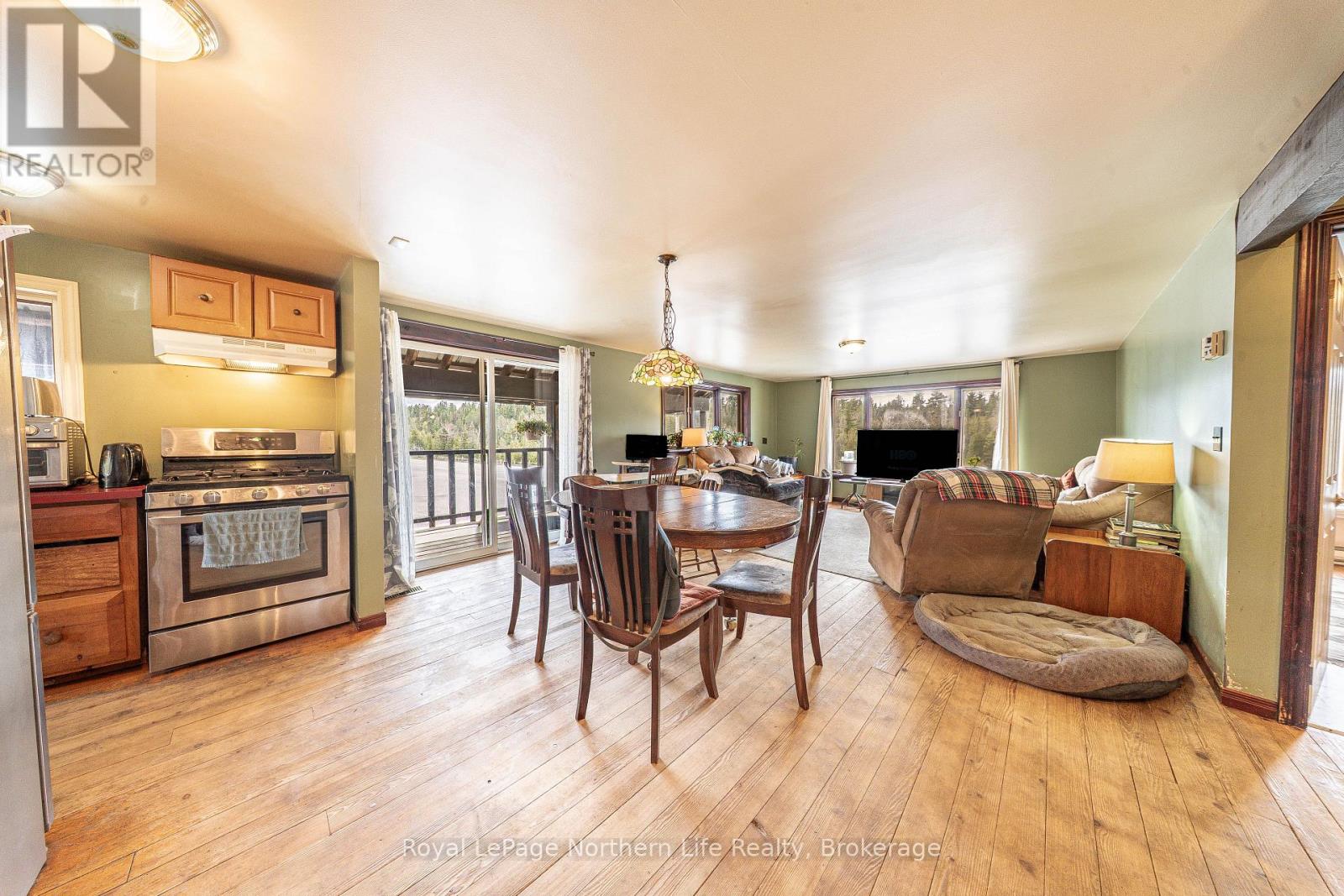 4825 Highway 11, Temagami, Ontario  P0H 2H0 - Photo 16 - X13173618