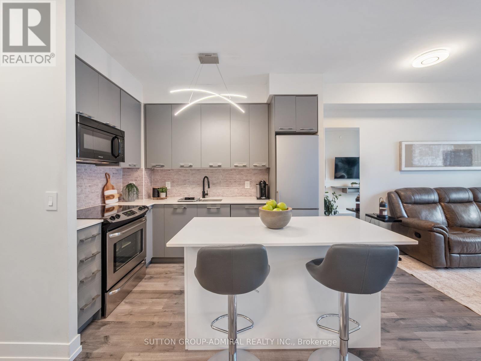 813 - 9471 Yonge Street, Richmond Hill, Ontario  L4C 0Z5 - Photo 6 - N13173452
