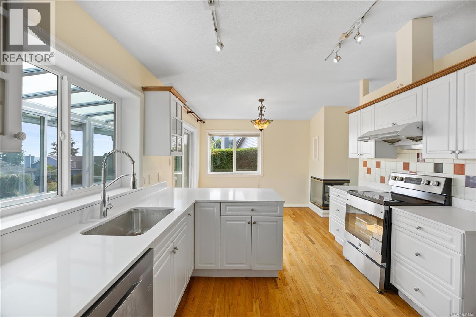 6045 Icarus Dr, Nanaimo, British Columbia  V9V 1B7 - Photo 56 - 1031862